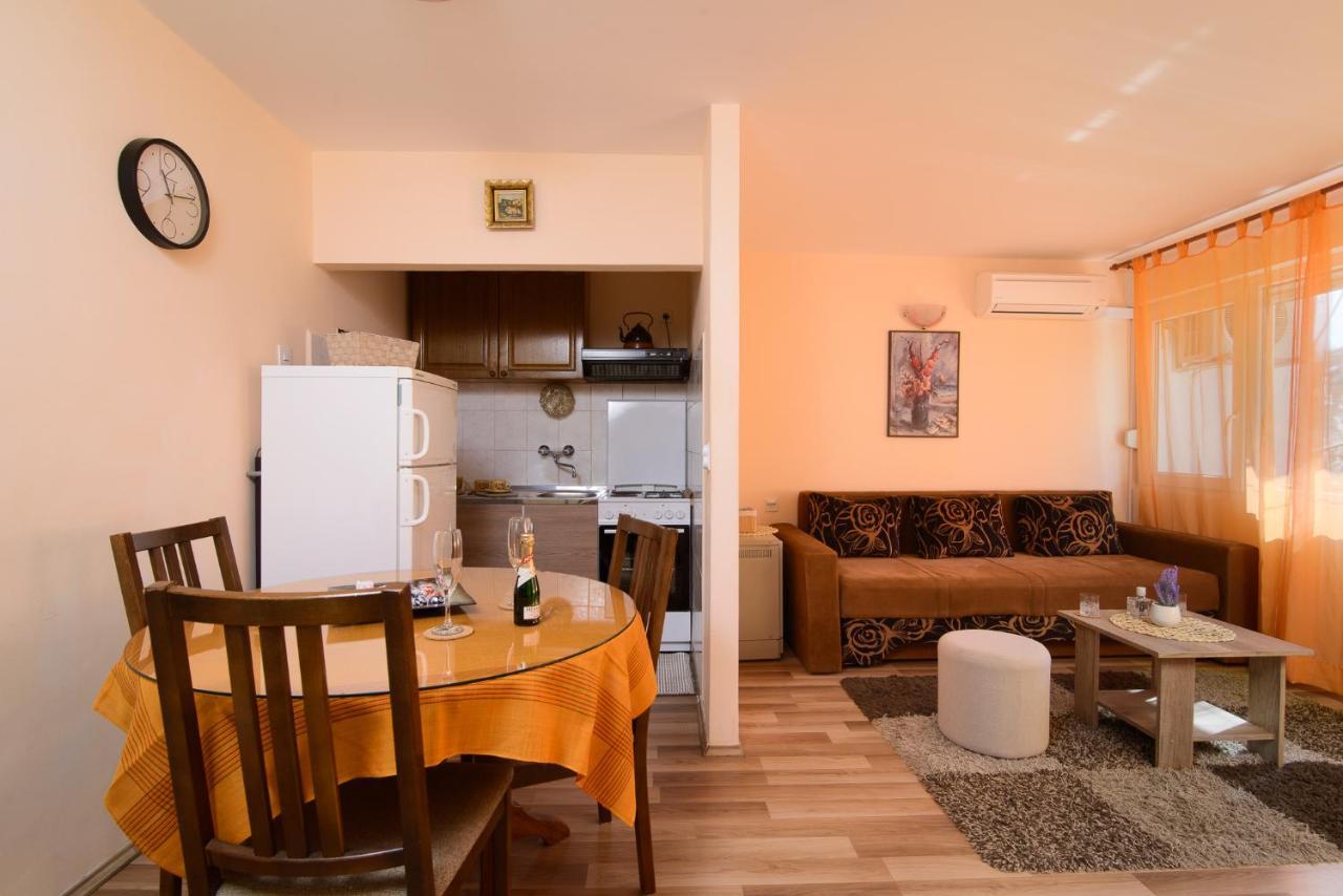 Ante Apartment Split Bagian luar foto
